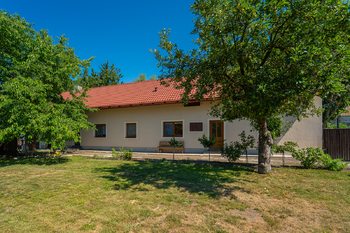 Pohled na dům - Prodej domu 96 m², Svatý Mikuláš