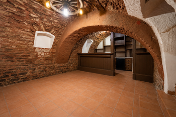 Pohled na bar a přední místnost - Prodej jiných prostor, Kutná Hora