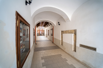 Společná chodba domu - Prodej jiných prostor, Kutná Hora