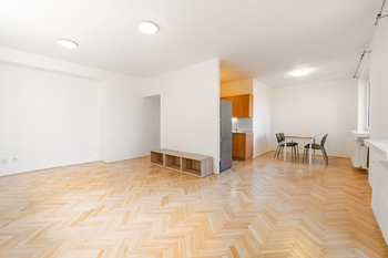Pronájem bytu 3+kk v osobním vlastnictví 76 m², Praha 6 - Dejvice