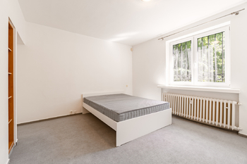 Pronájem bytu 3+kk v osobním vlastnictví 76 m², Praha 6 - Dejvice