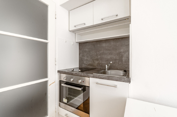 Pronájem bytu 1+kk v osobním vlastnictví 22 m², Praha 6 - Střešovice