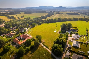 Prodej pozemku 900 m², Omlenice