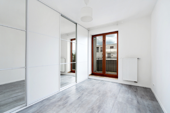 pokoj 1 - Pronájem bytu 3+kk v osobním vlastnictví 72 m², Zbuzany
