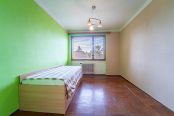 Třetí pokoj v patře - Prodej domu 234 m², Týnec nad Labem