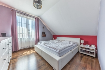 Prodej domu 174 m², Hovorčovice