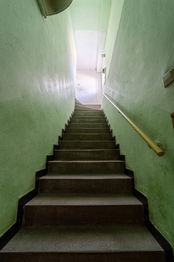 schodiště do 2 NP - Prodej jiných prostor, Lipůvka