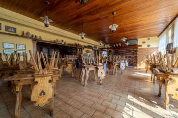 interiér restaurace foto 2 - Prodej jiných prostor, Lipůvka