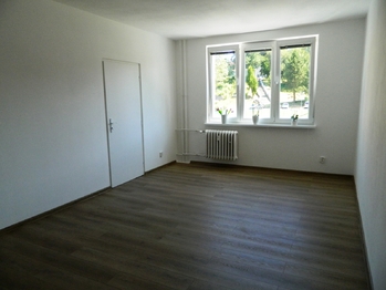 Pokoj. - Prodej bytu 2+1 v osobním vlastnictví 61 m², Aš