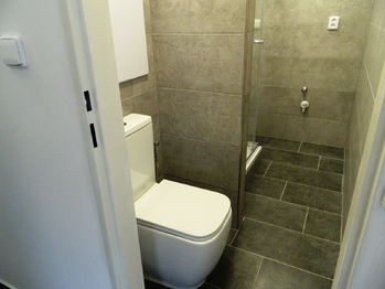 WC. - Prodej bytu 2+1 v osobním vlastnictví 61 m², Aš