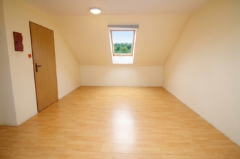Prodej domu 130 m², Dříteň