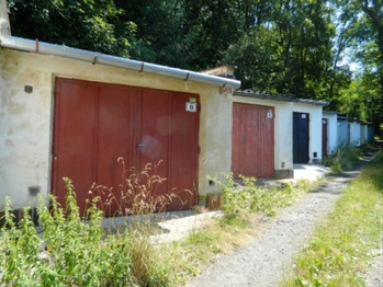 Garáž 28 m2. - Prodej garáže 28 m², Cheb