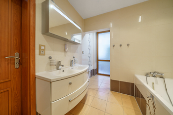 Prodej bytu 4+1 v osobním vlastnictví 158 m², Horní Slavkov
