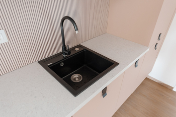Pronájem bytu 2+kk v osobním vlastnictví 51 m², Praha 8 - Libeň