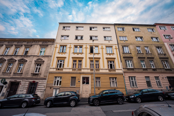 Pronájem bytu 2+kk v osobním vlastnictví 51 m², Praha 8 - Libeň