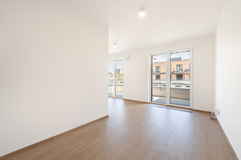Pronájem bytu 1+kk v osobním vlastnictví 31 m², Praha 5 - Řeporyje