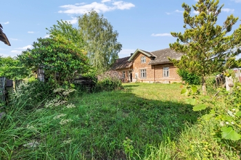 Prodej pozemku 2712 m², Butoves