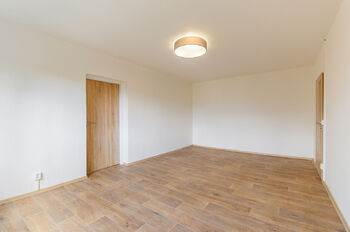 Pronájem bytu 2+1 v družstevním vlastnictví 59 m², Rokycany