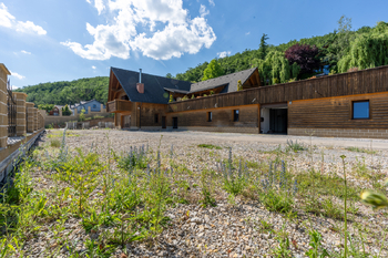 Prodej domu 486 m², Králův Dvůr