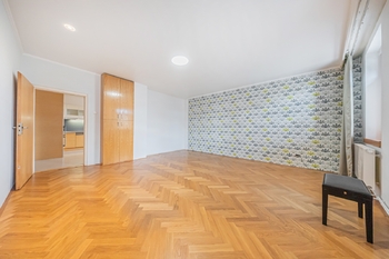 Prodej domu 815 m², Slaný