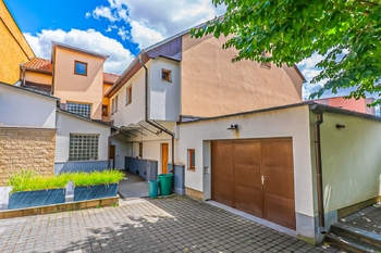Prodej domu 815 m², Slaný