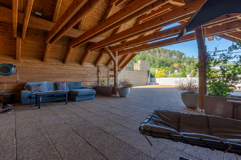 Prodej domu 486 m², Králův Dvůr
