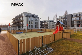 Pronájem bytu 1+kk v osobním vlastnictví 30 m², Kladno