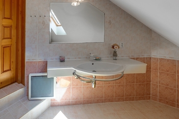+420 739 604 767 I vaclav.adamcik@re-max.cz I Václav Adamčík REMAX Centrum I prodej bytu Frýdek Místek - Prodej bytu atypický v osobním vlastnictví 152 m², Frýdek-Místek