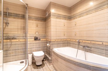 Prodej bytu 3+1 v osobním vlastnictví 70 m², Praha 4 - Komořany