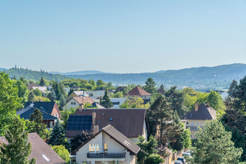 Prodej bytu 3+1 v osobním vlastnictví 70 m², Praha 4 - Komořany