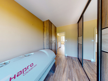 Prodej bytu 3+1 v osobním vlastnictví 70 m², Praha 4 - Komořany