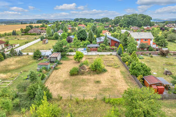 Prodej pozemku 970 m², Zdiby