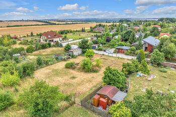 Prodej pozemku 970 m², Zdiby
