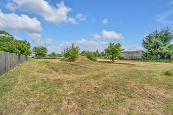 Prodej pozemku 970 m², Zdiby