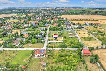 Prodej pozemku 970 m², Zdiby