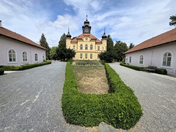 Prodej bytu 1+kk v osobním vlastnictví 31 m², Doloplazy
