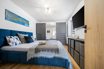 Ložnice 1.NP - Prodej domu 153 m², Zdounky