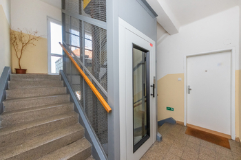 Pronájem bytu 2+kk v osobním vlastnictví 52 m², Praha 6 - Břevnov