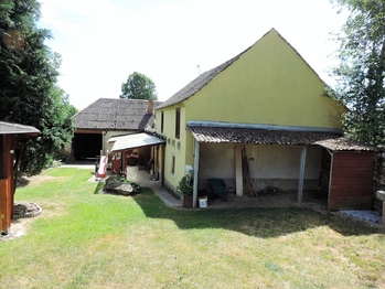 Prodej domu 250 m², Peč