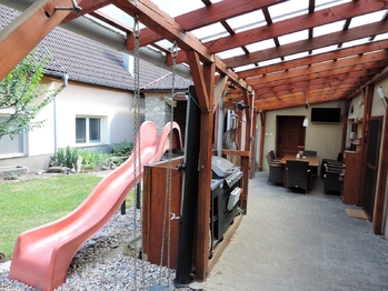 Prodej domu 250 m², Peč