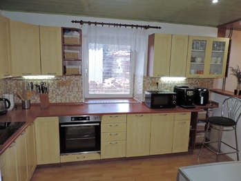 Prodej domu 250 m², Peč