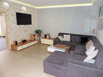 Prodej domu 250 m², Peč