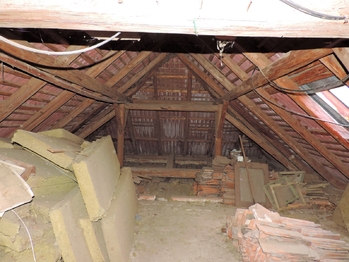 Prodej domu 250 m², Peč
