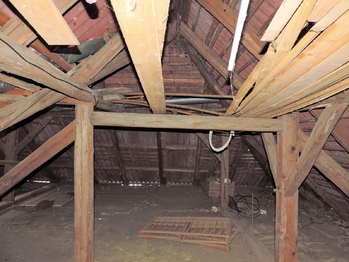Prodej domu 250 m², Peč