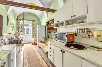 Prodej nájemního (činžovního) domu 420 m², Hostinné