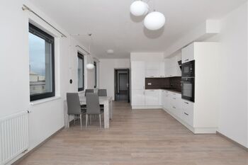Pronájem bytu 2+kk v osobním vlastnictví 63 m², Plzeň