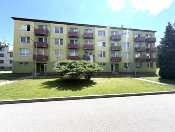 Prodej bytu 3+1 v osobním vlastnictví 75 m², Kostelec