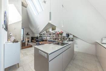 Prodej bytu 2+kk v osobním vlastnictví 80 m², Praha 3 - Žižkov