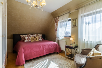 Prodej domu 354 m², Praha 10 - Benice