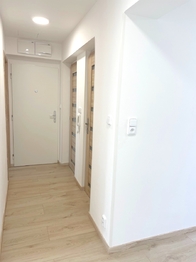 předsíň - Pronájem bytu 2+1 v osobním vlastnictví 55 m², Říčany